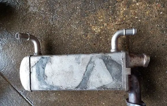 Volkswagen Amarok EGR valve cooler 03L131511L