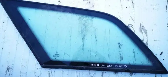 Citroen Xantia Rear side window 