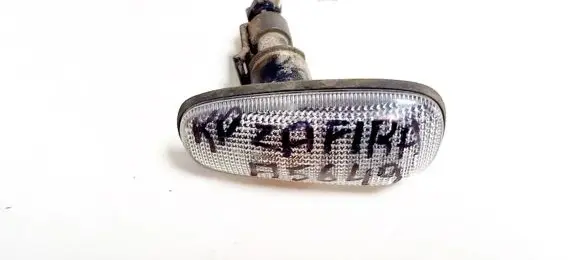 Opel Zafira A Front fender indicator light