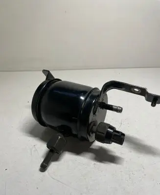 Vacuum air tank