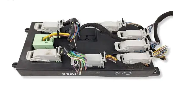 Land Rover Range Rover Sport L494 Central body control module HPLA14F041BG 586914F11