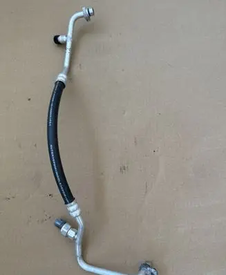 Subaru Forester SK Air conditioning (A/C) pipe/hose 73424SJ030 73424SJ040