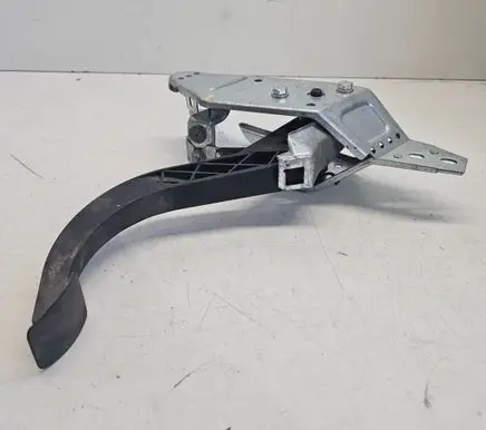 Opel Astra G Clutch pedal 90539237