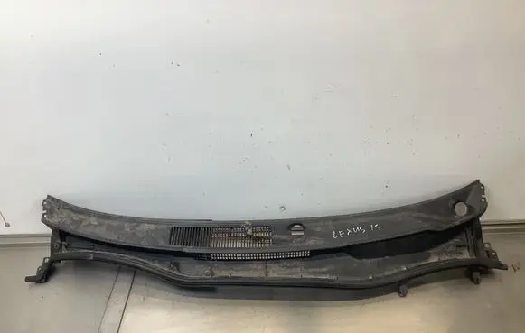 Lexus IS 220D-250-350 Wiper trim 45620110801 5570853061