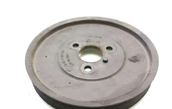BMW 5 E39 Power steering pump pulley 2247046 1928100271