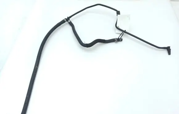 Mercedes-Benz R W251 Engine coolant pipe/hose A2515010125