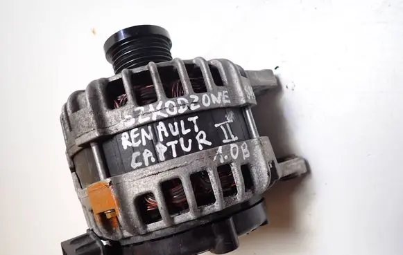Renault Captur II Generator/alternator 231007769R