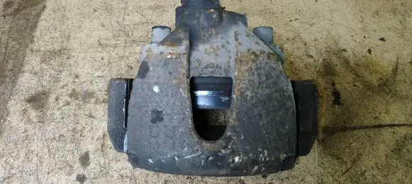 Volvo S40 Front brake caliper