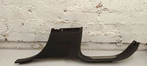 Porsche Cayenne (92A) (B) pillar trim (bottom) 7p0853370