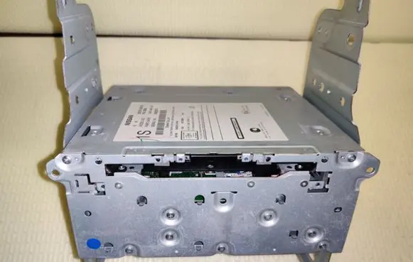 Infiniti Q50 Navigation unit CD/DVD player 283304GN1A