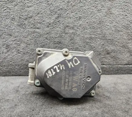Audi A8 S8 D4 4H Throttle valve 057128063E A2C53364213 057128063H