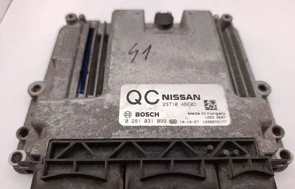 Nissan X-Trail T32 Engine control unit/module 237104BE0D 0281031099 1039S72177