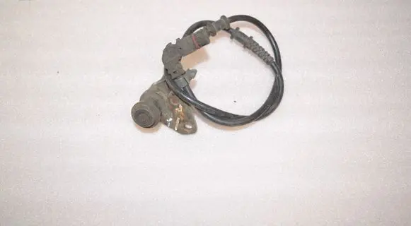 Mercedes-Benz E W210 ABS brake wheel speed sensor A2105409108