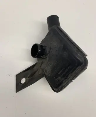Audi A6 S6 C6 4F Air filter 07L131837