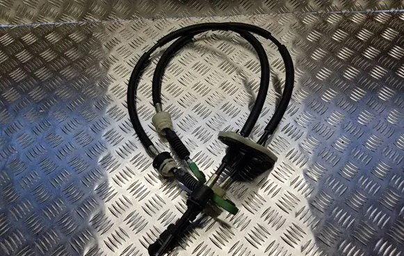 Fiat Doblo Gear shift cable linkage 55253230