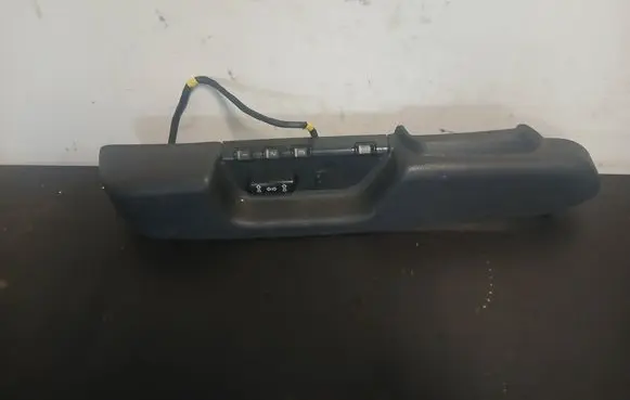 Volvo XC90 Seat control switch 9174410