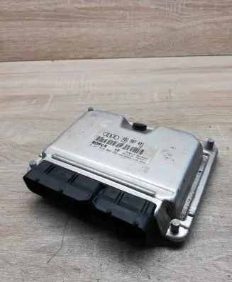 Audi A6 S6 C5 4B Engine control unit/module ECU 4b1907401 0281010004