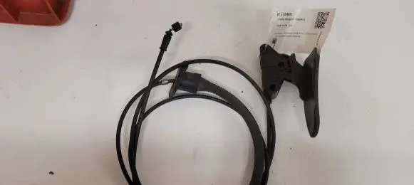 Citroen C5 Engine bonnet (hood) release handle