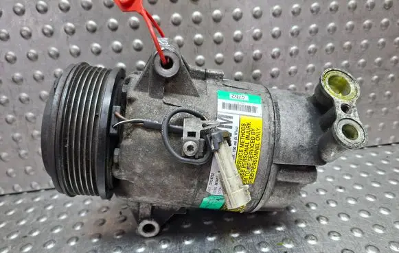 Opel Zafira B Air conditioning (A/C) compressor (pump) S27639165 13124752