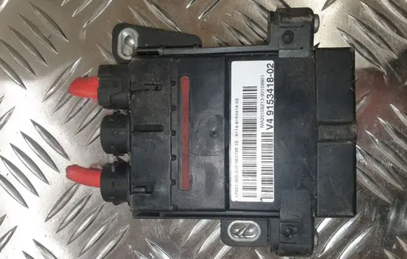 BMW 5 F10 F11 Current control relay 9153418 663735
