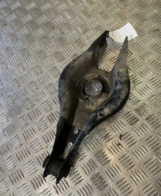 BMW 4 F36 Gran coupe Rear upper control arm/wishbone 6867540