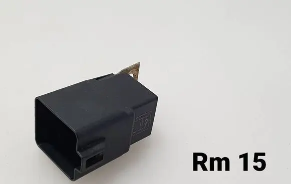 Volkswagen PASSAT B7 Other relay 3B0951253 V2313641006X03