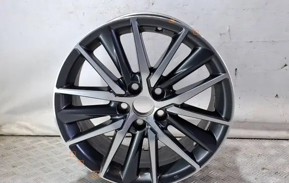 Toyota Camry VIII XV70 R18 alloy rim 4261133F90 BVV50
