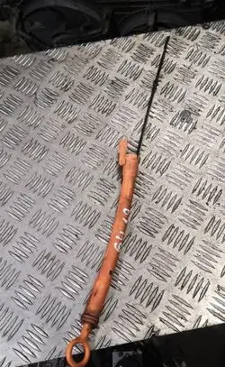 Volkswagen Golf IV Oil level dip stick 
