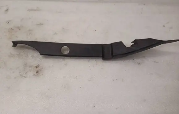 Opel Ampera Fender end trim 22774561