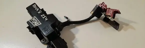 Toyota RAV 4 (XA50) Positive cable (battery) 8266242720