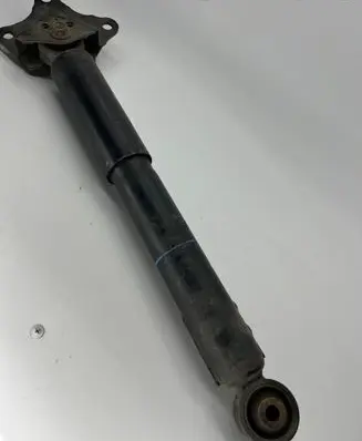 Lexus RX 330 - 350 - 400H Rear shock absorber/damper 48531-