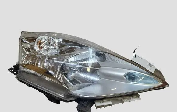 Nissan Leaf I (ZE0) Headlight/headlamp 260103NL0B