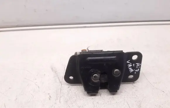 Mitsubishi Galant Tailgate/trunk/boot lock/catch/latch
