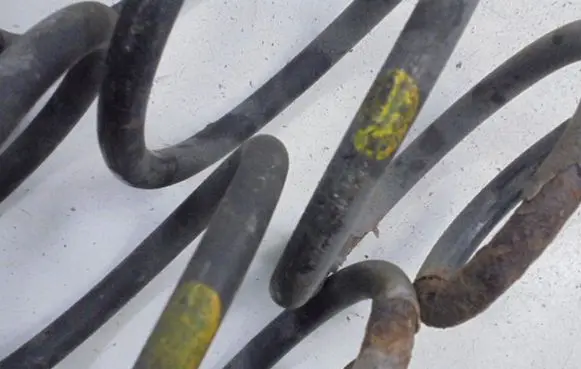 Toyota Yaris Rear coil spring