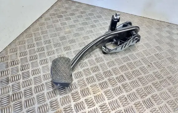 Mercedes-Benz ML W166 Brake pedal A1662901001 A1662900001 14332007742
