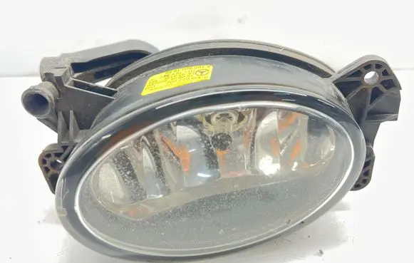 Mercedes-Benz E W211 Front fog light A1698201656