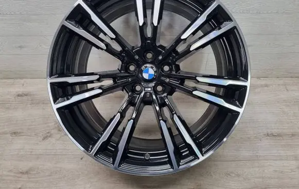 R20 alloy rim