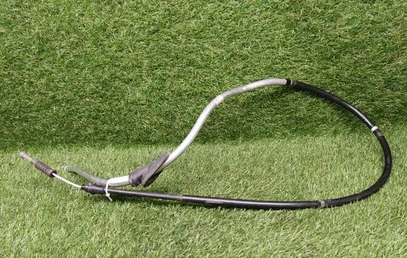 Volkswagen Jetta VI Handbrake/parking brake wiring cable 5C0711951B