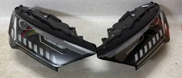 Audi Q7 4M Headlights/headlamps set 4M0941039A 4M0941040A
