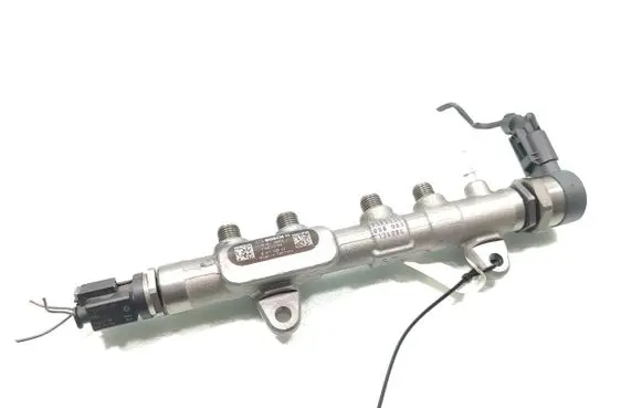 BMW 1 F20 F21 Fuel main line pipe 8511629 0445213026