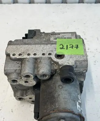 Volkswagen Multivan T4 ABS Pump 0273004098 02037 7660310