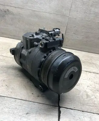 Mercedes-Benz C W204 Air conditioning (A/C) compressor (pump) 4472807090 06P05188 6SBU16C