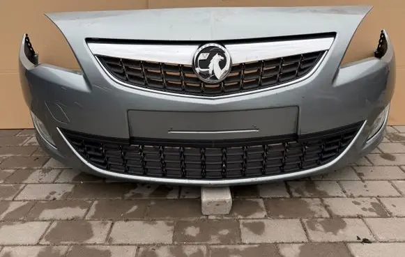Opel Astra J Front bumper 13264403