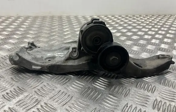 Ford Mondeo MK V Generator/alternator bracket DS7Q8D611AH