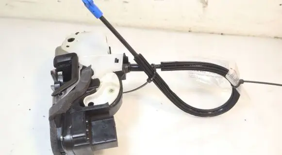 Chevrolet Cruze Front door lock