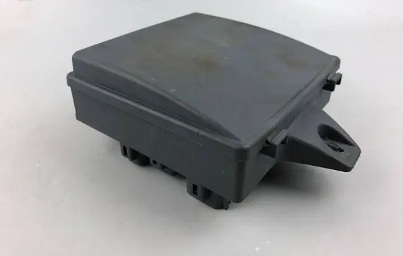 Jaguar XJ X350 Fuse module 7W93-14N023-BA 7W9314N023BA