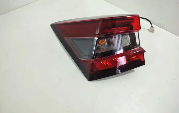 Nissan Juke II F16 Rear/tail lights 265556PA0A