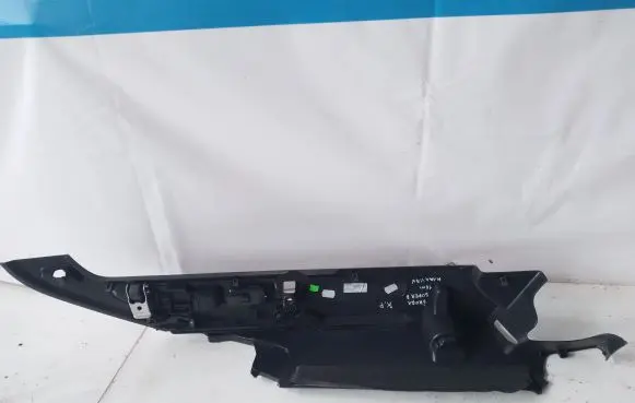 Skoda Superb B8 (3V) Parcel shelf load cover mount bracket 3V9867761