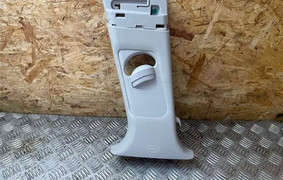 Hyundai i30 (B) pillar trim (top) 85830G4000