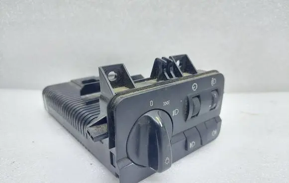 BMW 3 E46 Light switch 61316901429 086480051 0395720